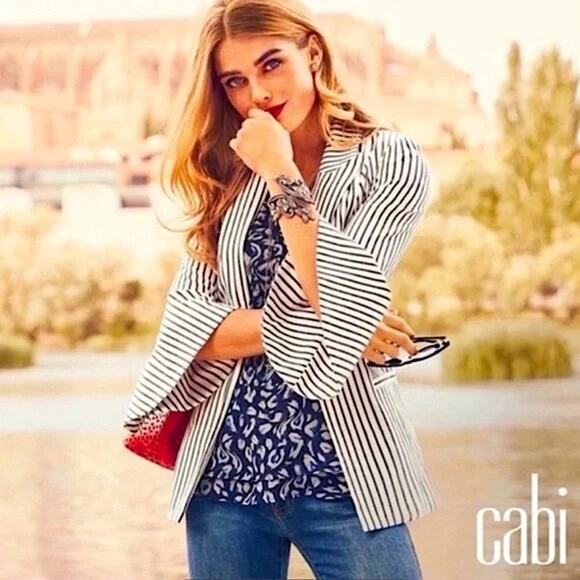 CAbi Women's White Navy Striped Bell Sleeve Blazer Jacket Size 2 Classy Elegant - Picture 12 of 14